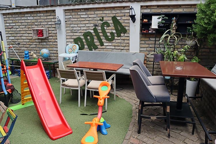 Kids corner u bašti